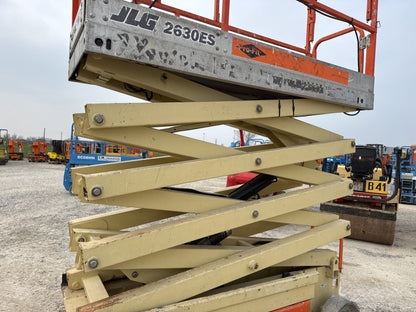 2013 Elevador Tipo Plataforma de Tijera JLG 2630ES