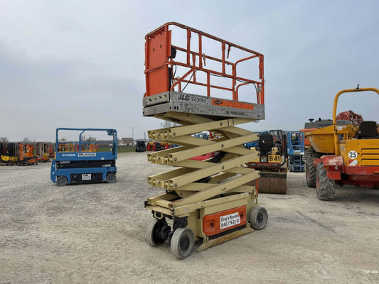 2013 Elevador Tipo Plataforma de Tijera JLG 2630ES