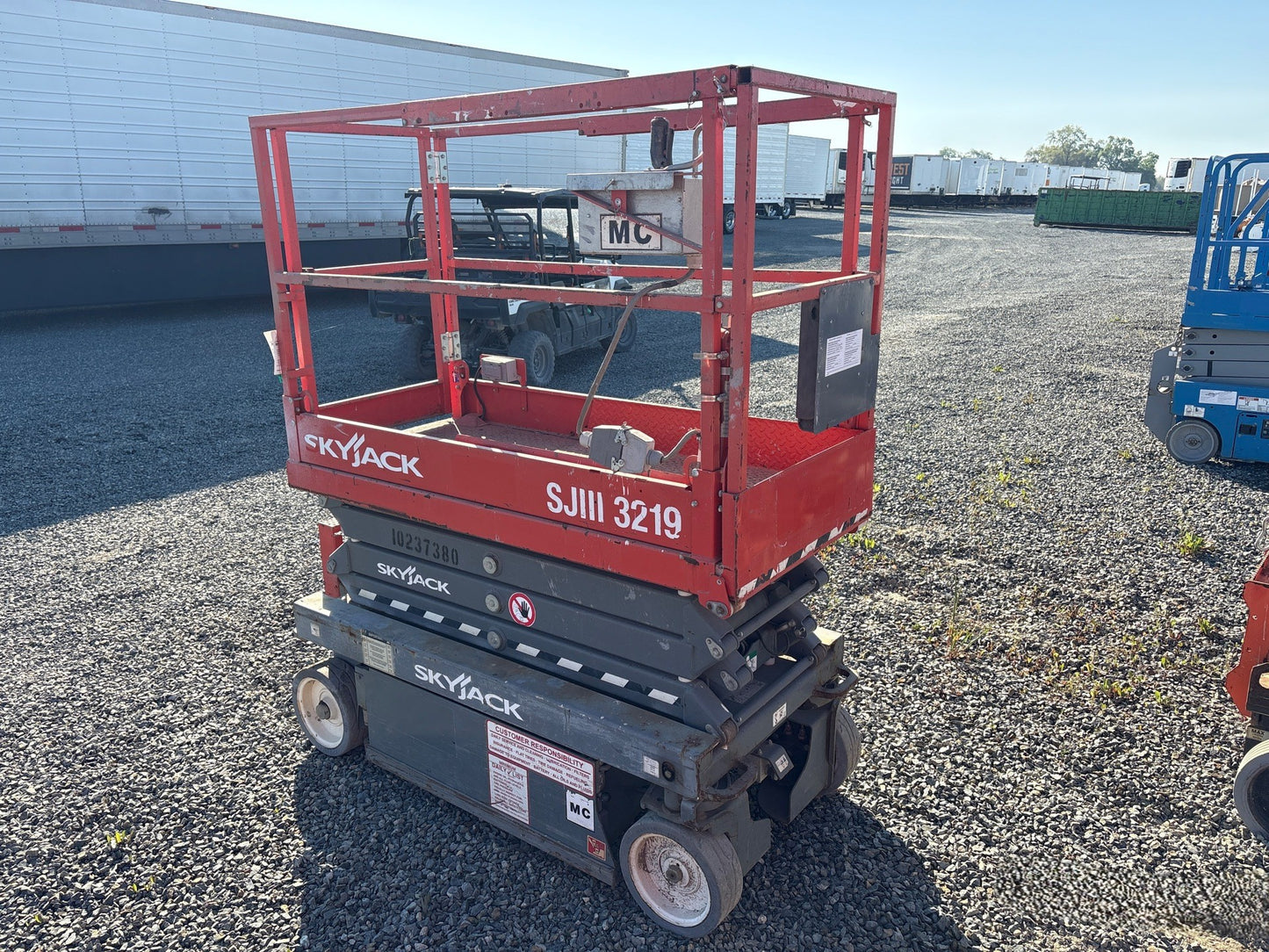 2013 Elevador Tipo Plataforma de Tijera SKYJACK SJIII 3219 #04