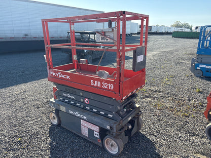 2013 Elevador Tipo Plataforma de Tijera SKYJACK SJIII 3219 #04
