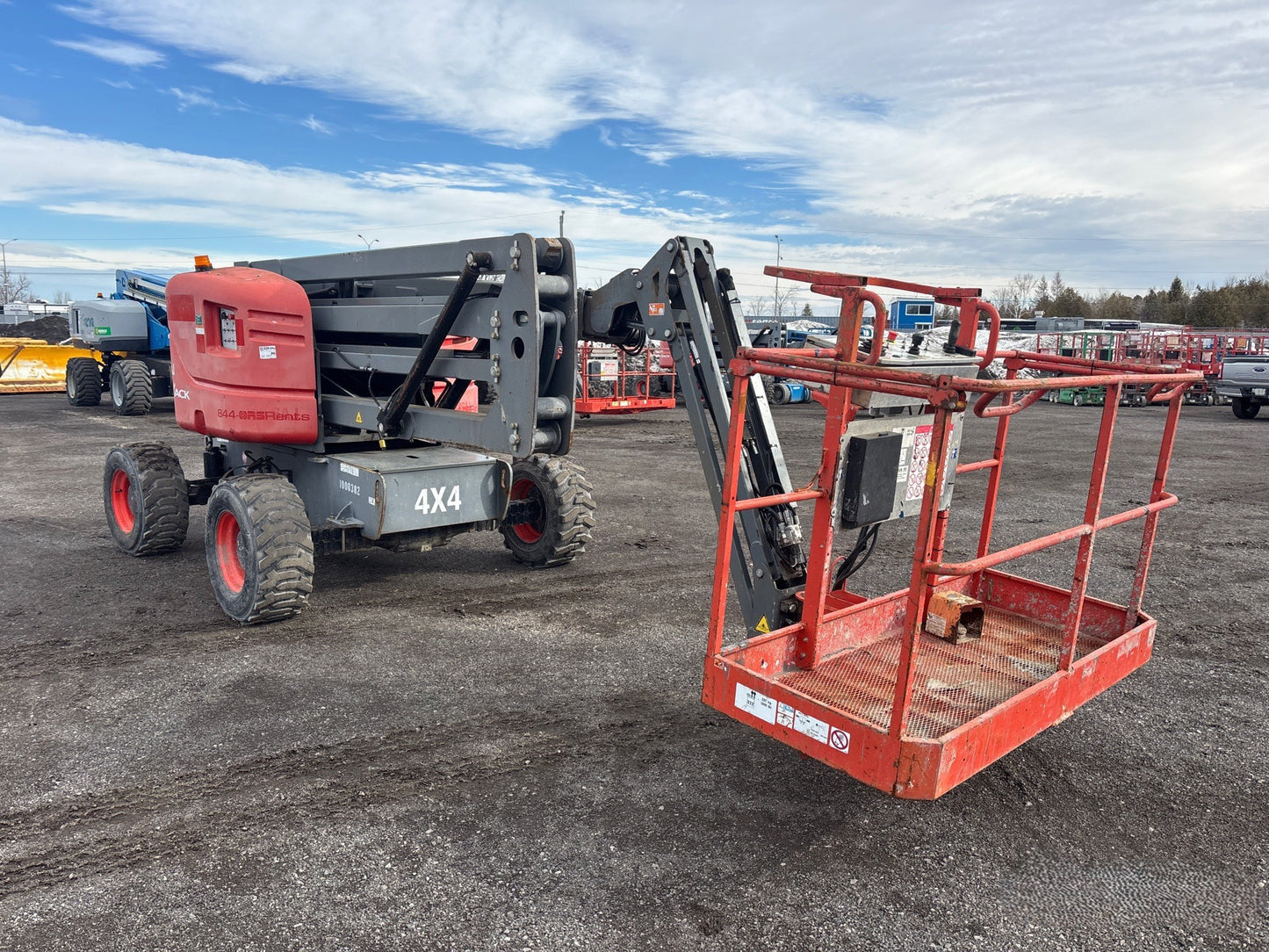 2017 Skyjack SJ46AJ 4WD Elevador Articulado  46 ft – Capacidad 500 lb 4x4