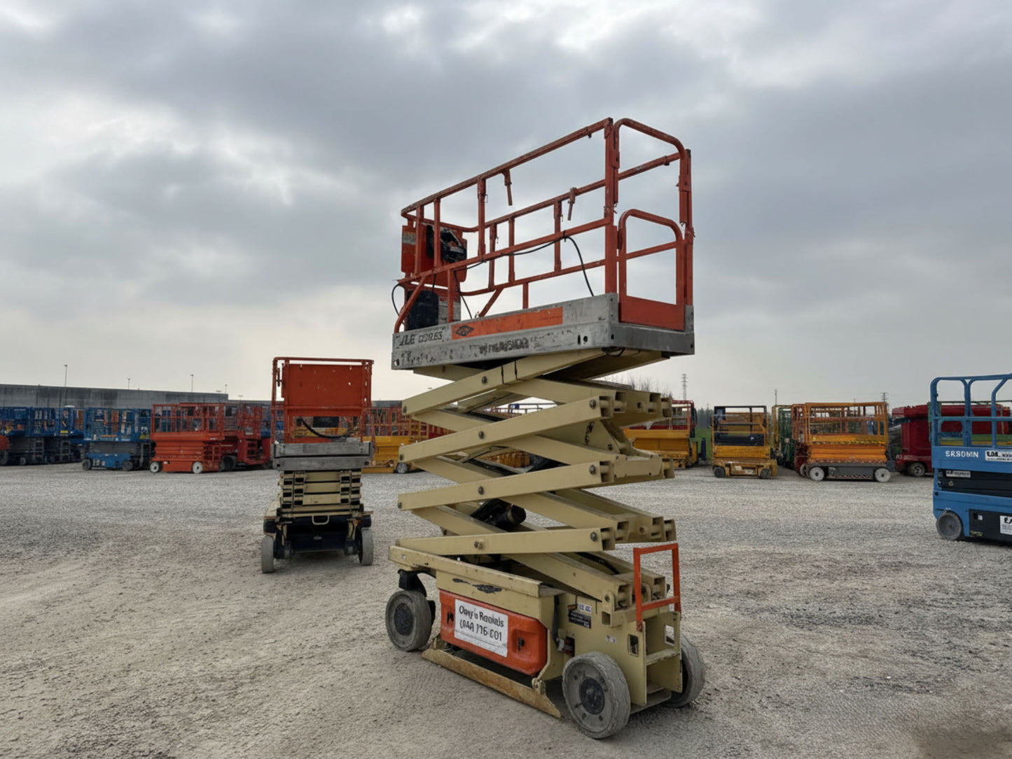 2013 Elevador Tipo Plataforma de Tijera JLG 2630ES