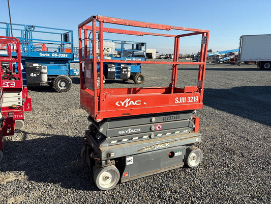 2013 Elevador Tipo Plataforma de Tijera SKYJACK SJIII 3219 #04